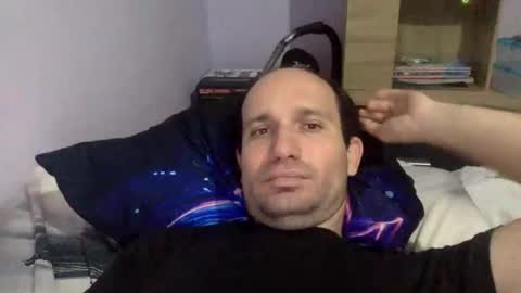 Snapshot of sparei7 chatting on 02-06-26, 07:28 Snaiky online show from 02-06-26, 07:28