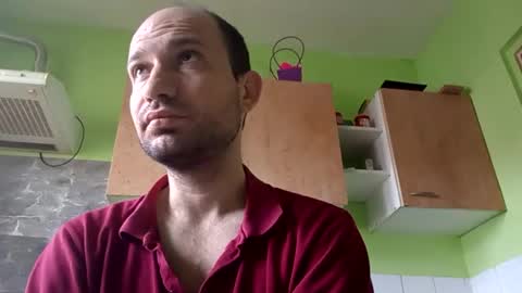 Snapshot of sparei7 chatting on 03-05-26, 12:12 Snaiky online show from 03-05-26, 12:12