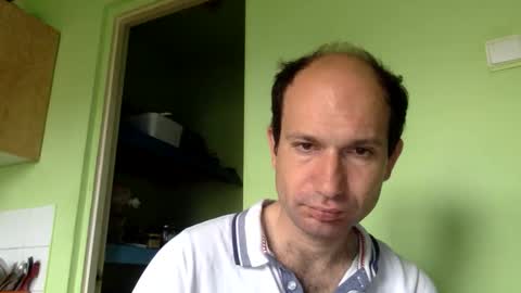 Snapshot of sparei7 chatting on 05-09-26, 07:02 Snaiky online show from 05-09-26, 07:02