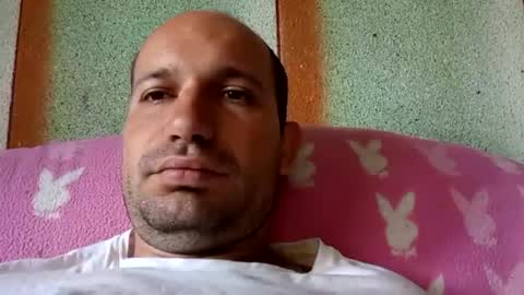 Snapshot of sparei7 chatting on 07-04-26, 10:10 Snaiky online show from 07-04-26, 10:10