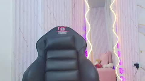 spark_tay online show from 06-13-26, 03:04