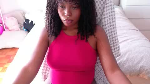 Snapshot of sparklingsoleil chatting on 03-02-26, 04:25 Soleil online show from 03-02-26, 04:25