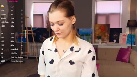 Kate online show from 06-18-26, 09:14