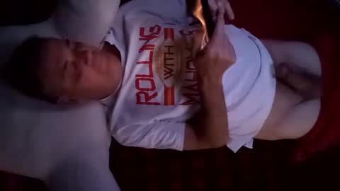 Snapshot of sparkyspeedway chatting on 09-22-25, 03:30 sparkyspeedway online show from 09-22-25, 03:30