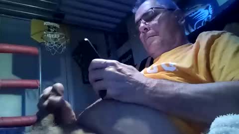 Snapshot of sparkyspeedway chatting on 11-20-25, 05:51 sparkyspeedway online show from 11-20-25, 05:51