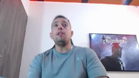     online show from 11-05-25, 05:29