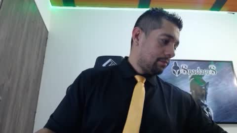     online show from 12-20-25, 05:25