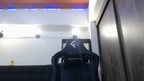     online show from 06-21-26, 05:21