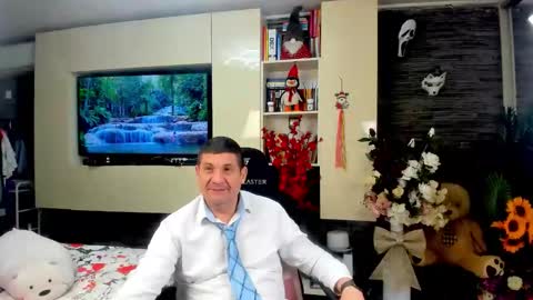 Spartan online show from 04-15-26, 01:01