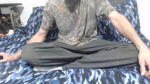 Snapshot of spazzy2 chatting on 11-24-25, 03:39 spazzy2 online show from 11-24-25, 03:39