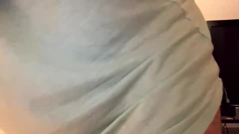 Snapshot of speckrejk chatting on 01-10-26, 11:23 Speck rejk online show from 01-10-26, 11:23