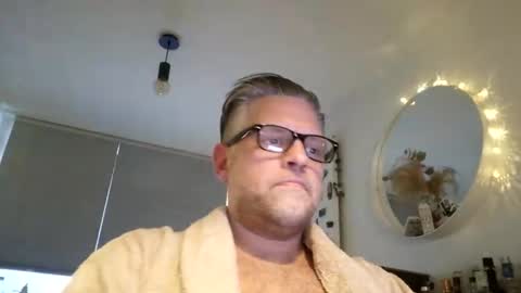 Snapshot of spectacularguy chatting on 12-26-24, 10:05 DutchDude online show from 12-26-24, 10:05