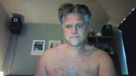 DutchDude online show from 05-24-26, 05:07