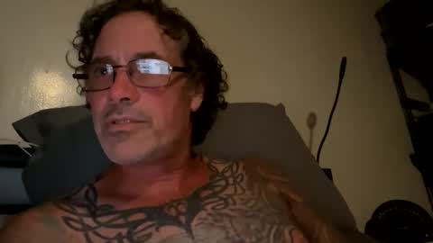 Snapshot of specter1972 chatting on 11-29-25, 12:24 specter1972 online show from 11-29-25, 12:24