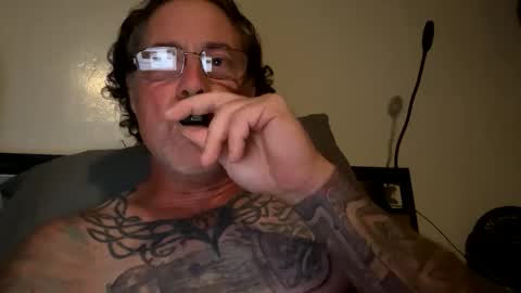 Snapshot of specter1972 chatting on 11-30-25, 12:58 specter1972 online show from 11-30-25, 12:58