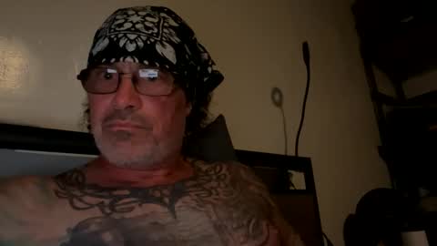 Snapshot of specter1972 chatting on 02-16-26, 11:45 specter1972 online show from 02-16-26, 11:45