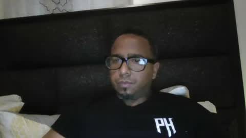 Snapshot of speed01 chatting on 07-08-26, 12:26 Hot chocolate online show from 07-08-26, 12:26