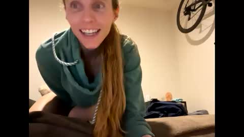 Cycling Couple online show from 01-08-26, 04:37