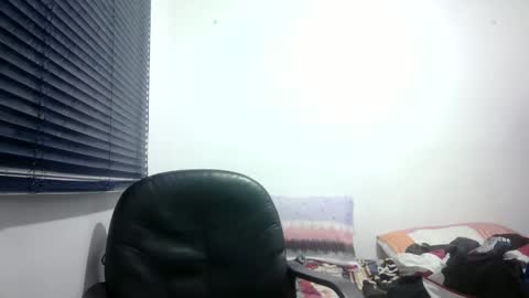 Snapshot of sperm_donor94 chatting on 09-17-25, 10:22 sperm_donor94 online show from 09-17-25, 10:22