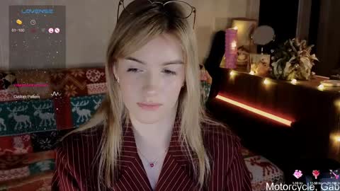 Snapshot of spicejessy chatting on 01-18-25, 06:53 your sweet Jessy online show from 01-18-25, 06:53