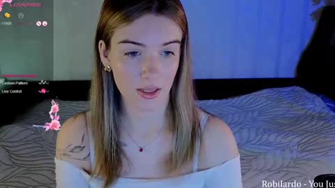 Snapshot of spicejessy chatting on 03-04-25, 04:20 your sweet Jessy online show from 03-04-25, 04:20