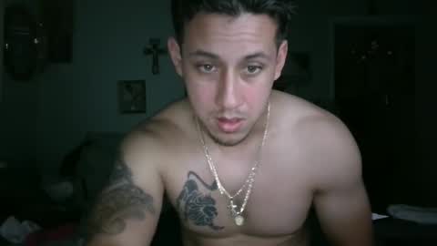 Snapshot of spicey_couple222 chatting on 12-10-24, 01:11 spicey_couple222 online show from 12-10-24, 01:11