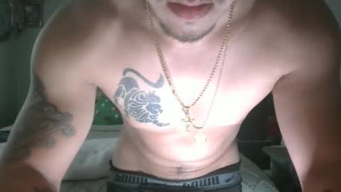 Snapshot of spicey_couple222 chatting on 01-09-25, 12:57 spicey_couple222 online show from 01-09-25, 12:57