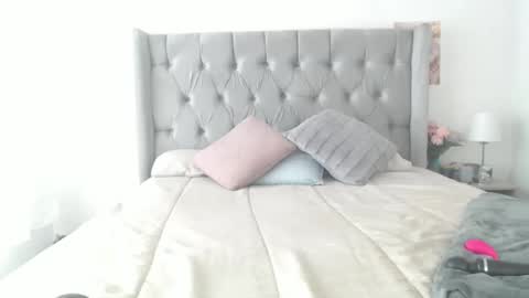 Snapshot of spicyangie chatting on 03-06-25, 05:35 Im Angela online show from 03-06-25, 05:35