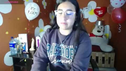 Snapshot of spicydoll4 chatting on 02-26-26, 02:49 Veronica online show from 02-26-26, 02:49