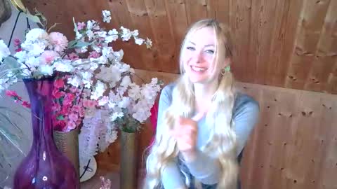 Eli online show from 05-21-26, 03:41