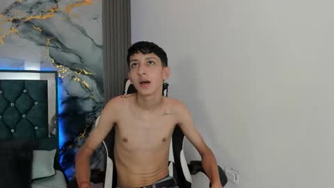 Snapshot of spicyslim_ chatting on 01-14-26, 08:36 spicyslim_ online show from 01-14-26, 08:36