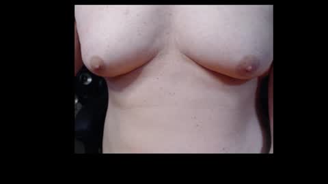 bri and mags fun room online show from 03-04-26, 04:13