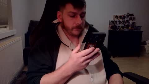 Snapshot of spikyandy chatting on 02-15-26, 10:06 spikyandy online show from 02-15-26, 10:06