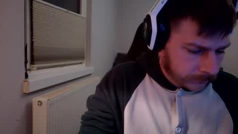 Snapshot of spikyandy chatting on 02-19-26, 06:15 spikyandy online show from 02-19-26, 06:15