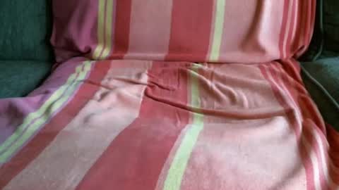 Snapshot of spinjex chatting on 01-12-25, 03:49 Silver Fox online show from 01-12-25, 03:49