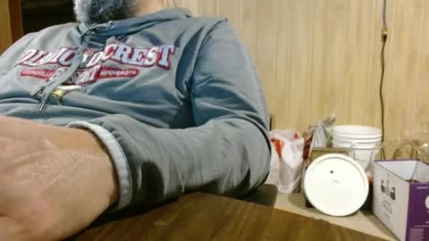 Snapshot of splash_w chatting on 11-25-25, 12:27 Splash Man online show from 11-25-25, 12:27