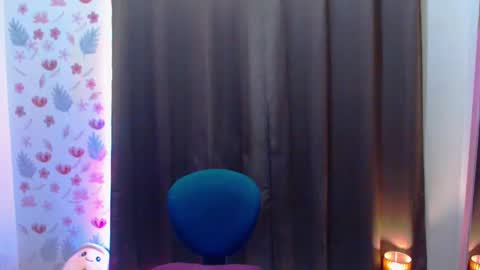 Kimmy online show from 03-11-25, 12:50