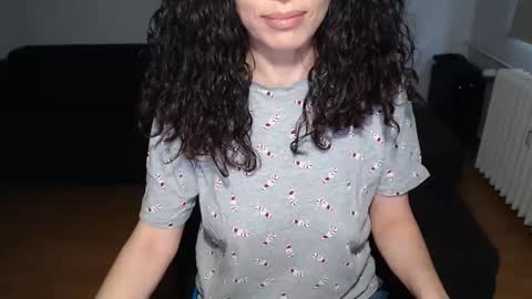 Snapshot of spoiled__doll chatting on 12-09-24, 12:08 Doll online show from 12-09-24, 12:08