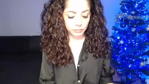 Snapshot of spoiled__doll chatting on 12-21-24, 05:14 Doll online show from 12-21-24, 05:14