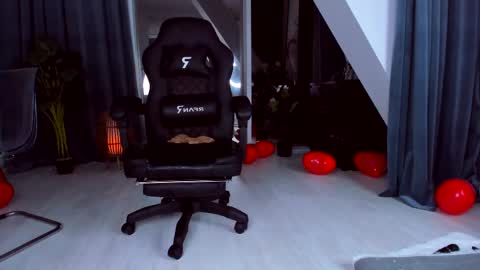 Anna online show from 03-02-25, 05:36