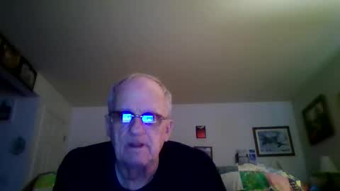 spongebobpineapple70 online show from 05-11-26, 09:45