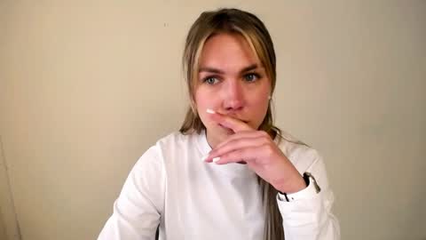 Karina online show from 05-04-26, 08:10