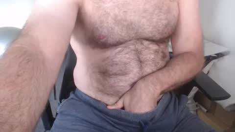 Snapshot of sportyplay1 chatting on 10-27-25, 12:47 sportyplay1 online show from 10-27-25, 12:47