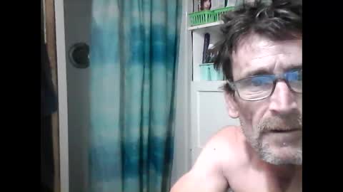 Snapshot of spraytecrick211 chatting on 12-11-24, 11:30 spraytecrick211 online show from 12-11-24, 11:30