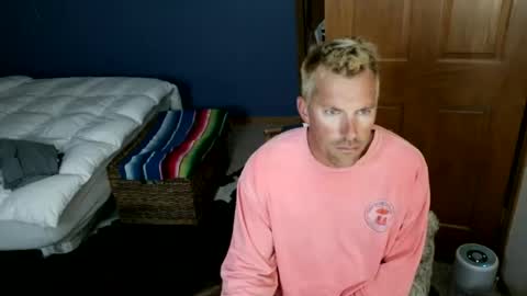 Snapshot of spun_redneck chatting on 06-17-26, 10:17 Spun Redneck online show from 06-17-26, 10:17