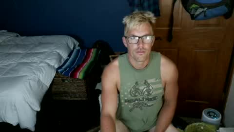 Snapshot of spun_redneck chatting on 07-05-26, 02:29 Spun Redneck online show from 07-05-26, 02:29