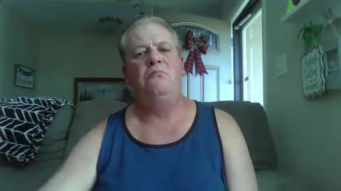 Snapshot of spyder719 chatting on 12-20-25, 05:42 spyder719 online show from 12-20-25, 05:42