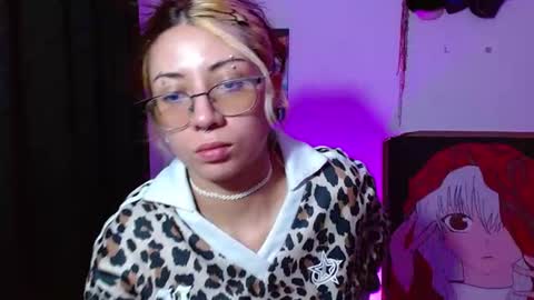 HELLO WELCOME MY NAME IS CHARLOTTE OY A NEW GIRL   online show from 07-10-26, 02:49