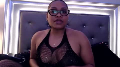 Snapshot of squirtsforfunds chatting on 10-26-25, 12:16 squirtsforfunds online show from 10-26-25, 12:16