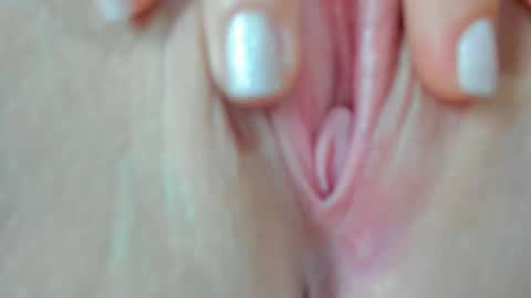 Snapshot of squirttati33 chatting on 04-13-26, 03:50 Tati online show from 04-13-26, 03:50